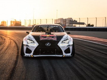Driftingowy Lexus RC F